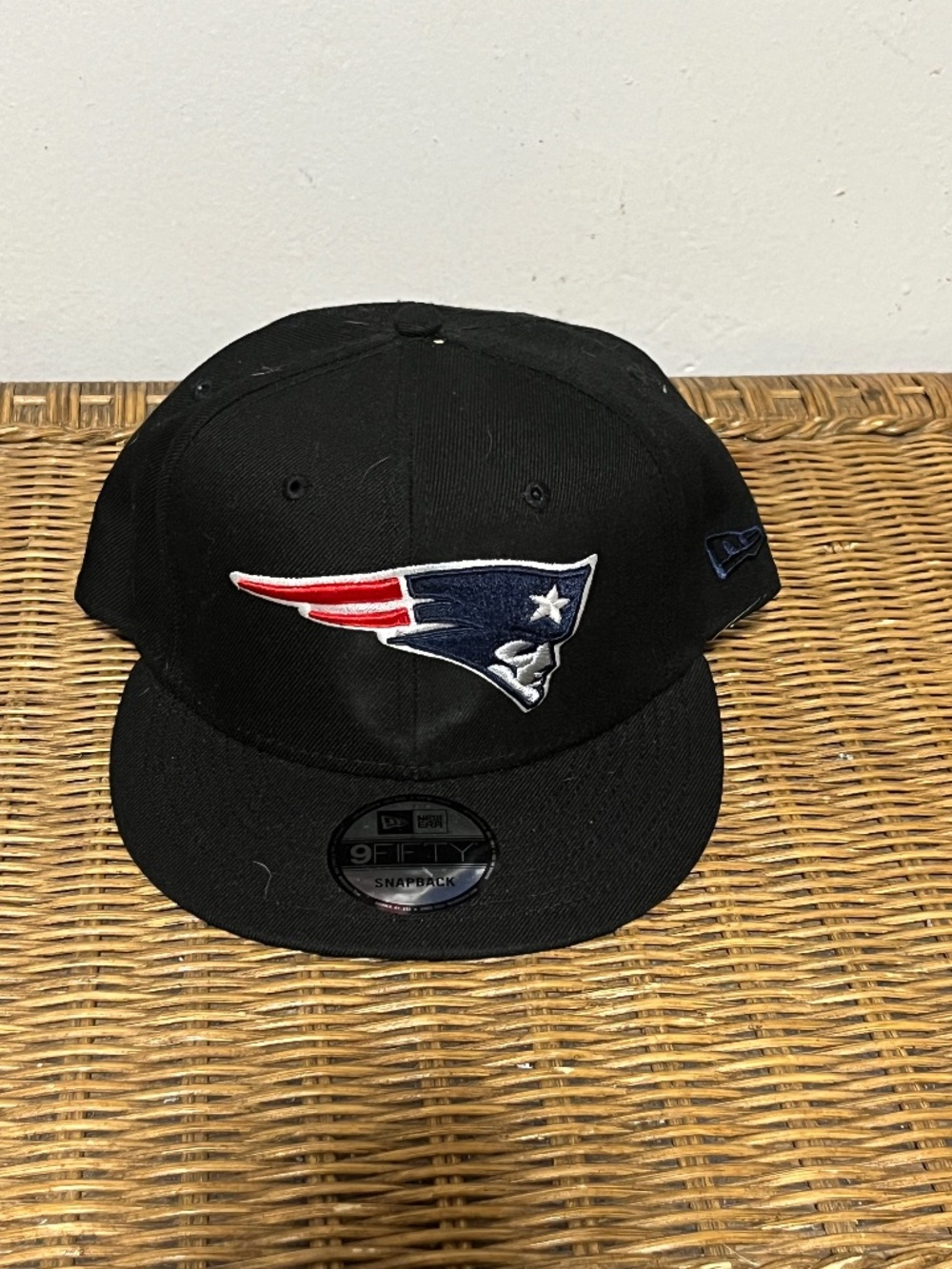 New Era New England Patriots 9FIFTY Snapback Hat.